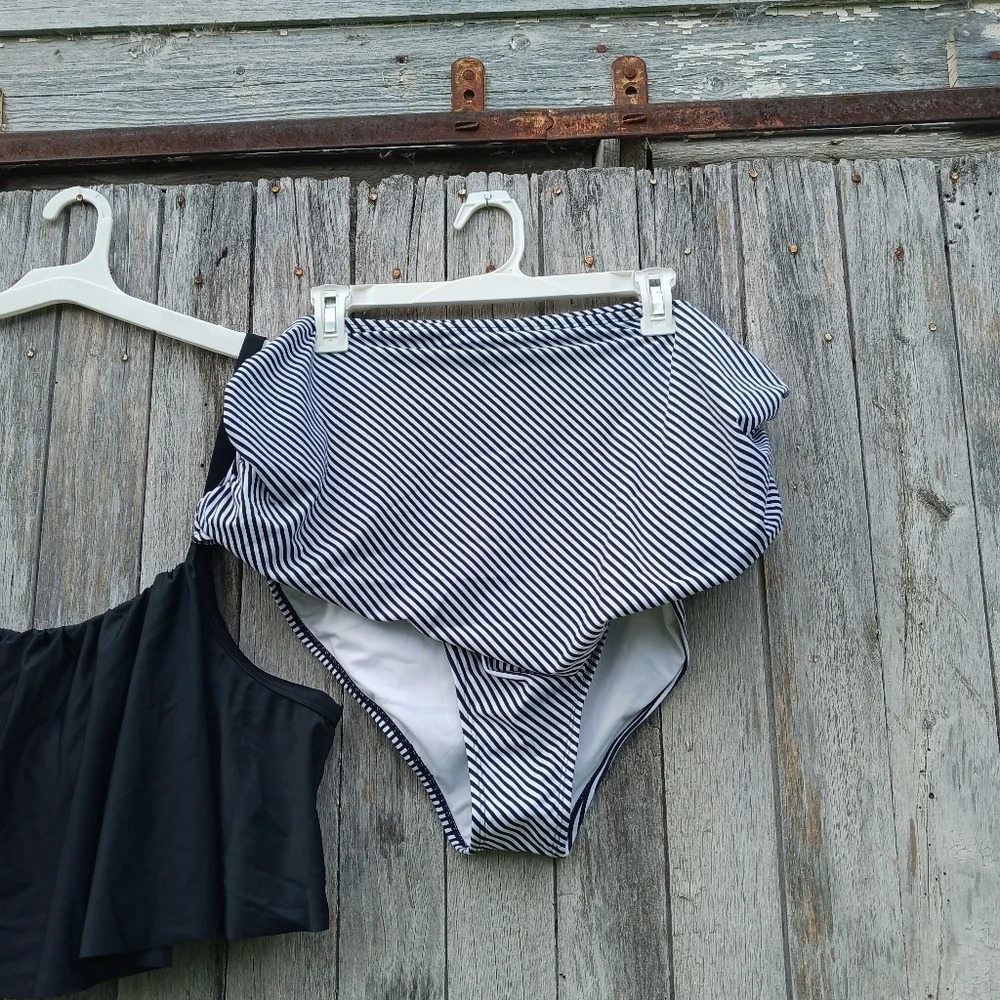 NEW 4X‎ Cupshe Falbala Solid & Stripe Highwaisted Bikini Set Women